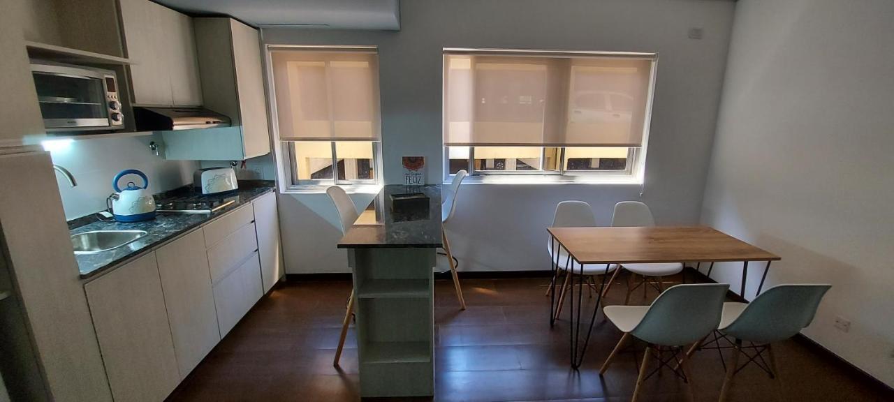 Departamento Con Cochera Muy Bien Ubicado En Ciudad Mendoza Exterior foto